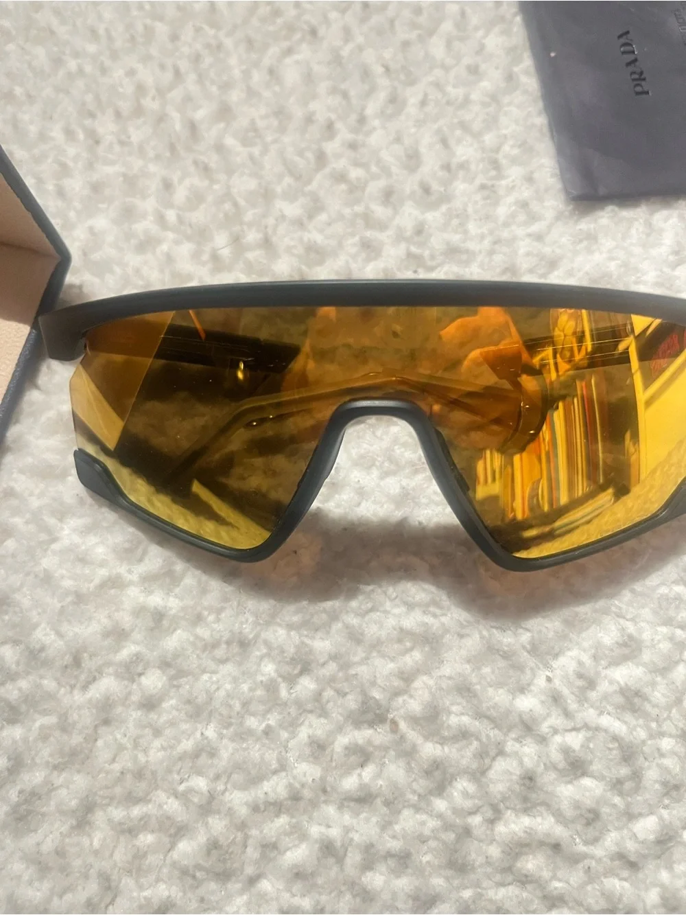 New Oakley Black Frame Sunglasses with Amber Mirror Lens! Comes with case etc